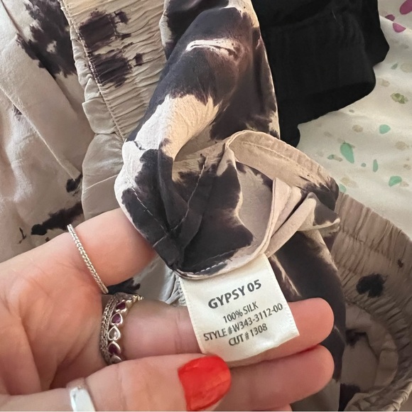 Gypsy05 Silk Joggers - Picture 5 of 5